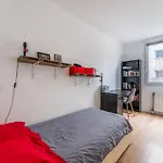 Charmant Appartement Parisien